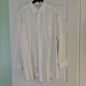 Roundtree & Yorke Classic White Dress Shirt